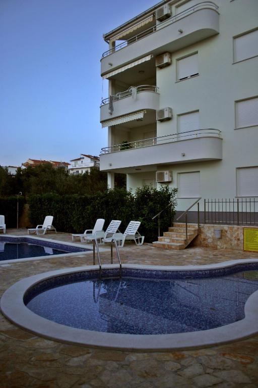 Apartments Paradise Trogir Exterior photo