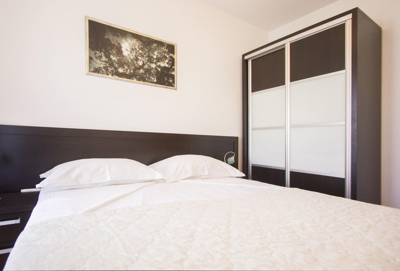 Apartments Paradise Trogir Exterior photo