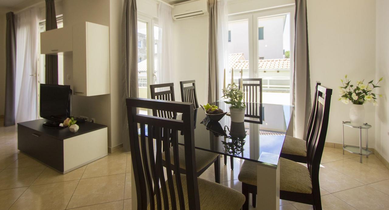Apartments Paradise Trogir Exterior photo