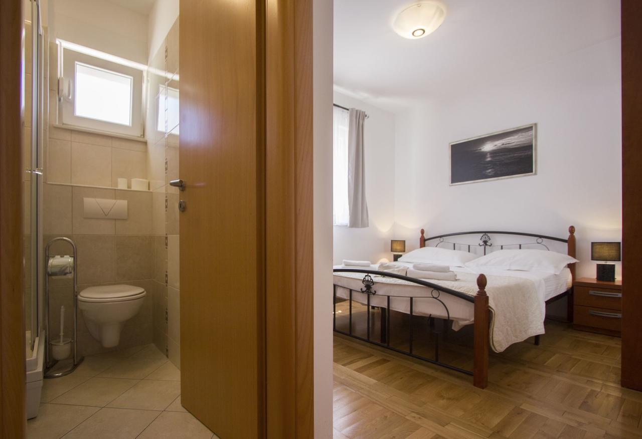 Apartments Paradise Trogir Exterior photo