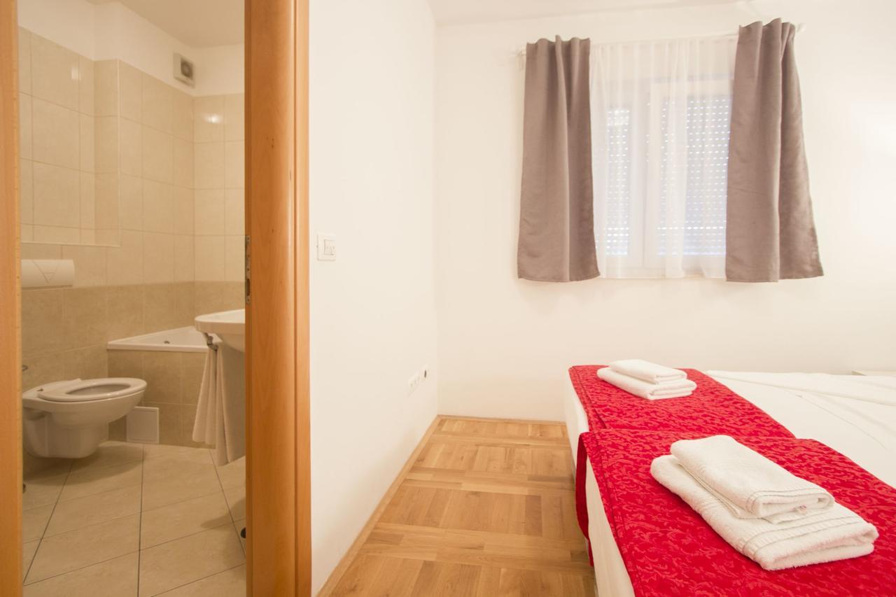 Apartments Paradise Trogir Exterior photo