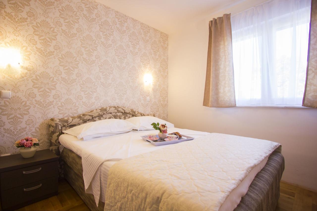 Apartments Paradise Trogir Exterior photo