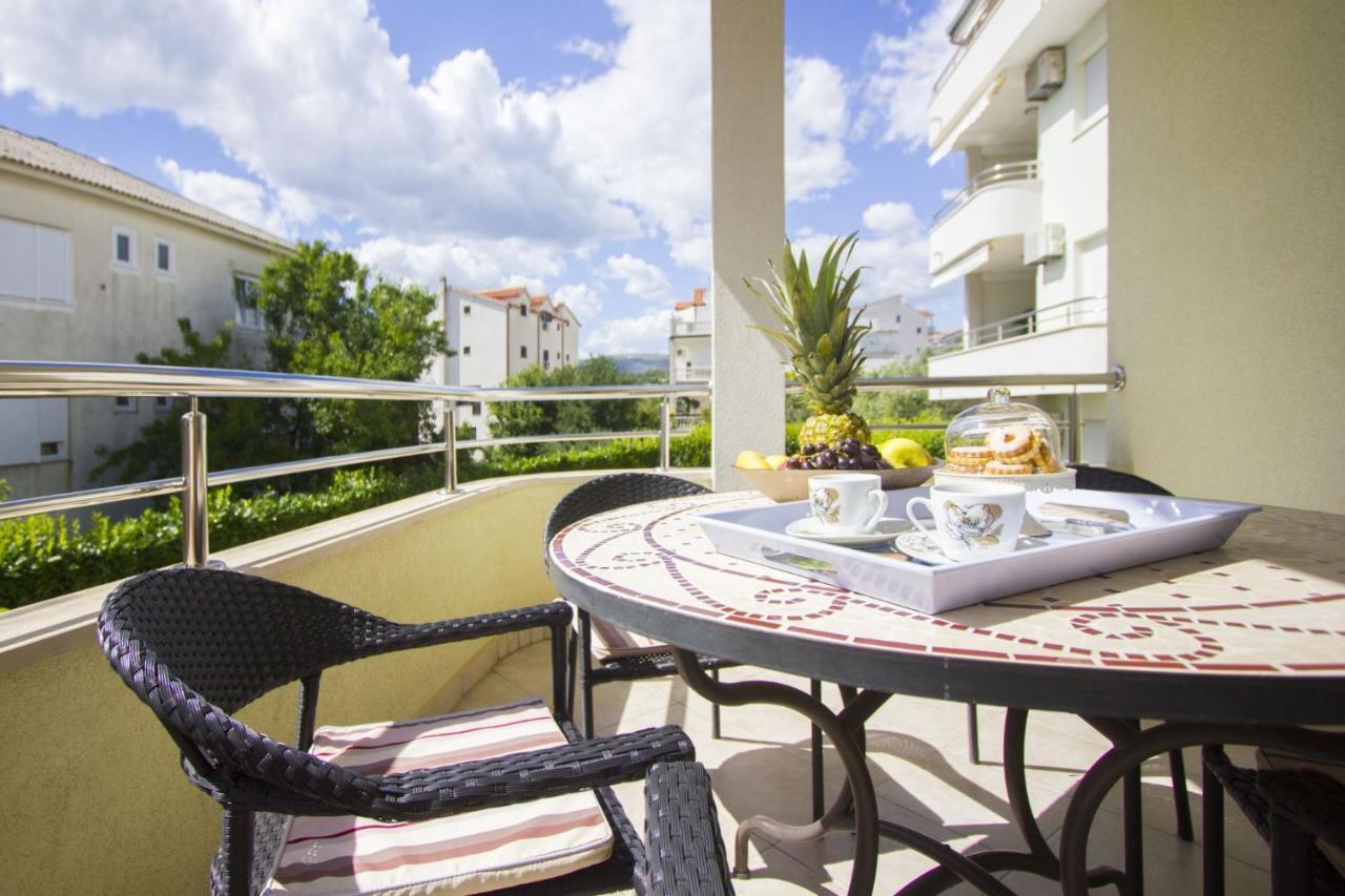 Apartments Paradise Trogir Exterior photo